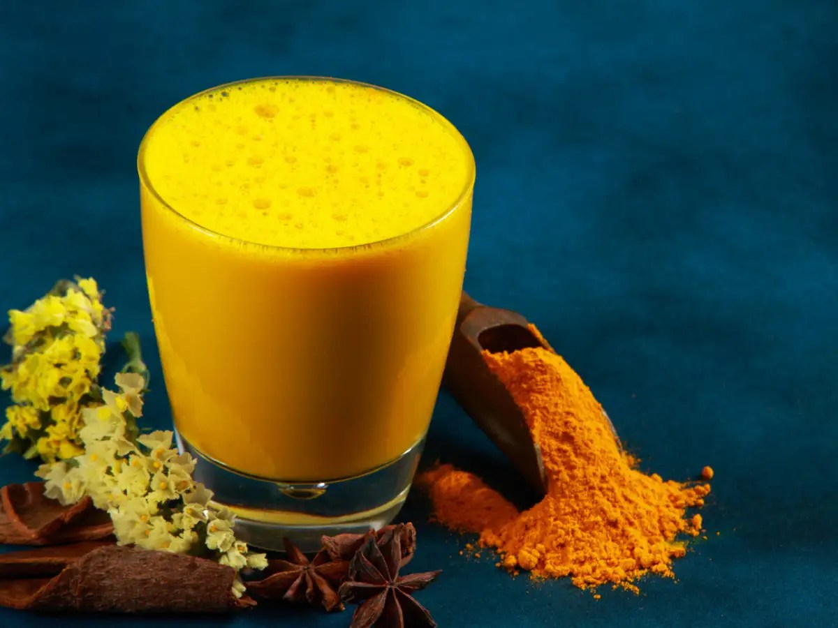 5 Turmeric milk benefits during menstruation