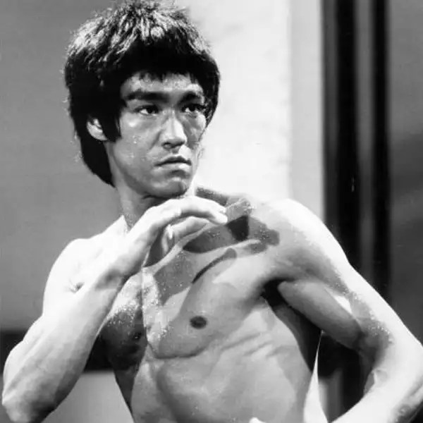 Martial artist Bruce Lee too features on the list.He earned 7 million