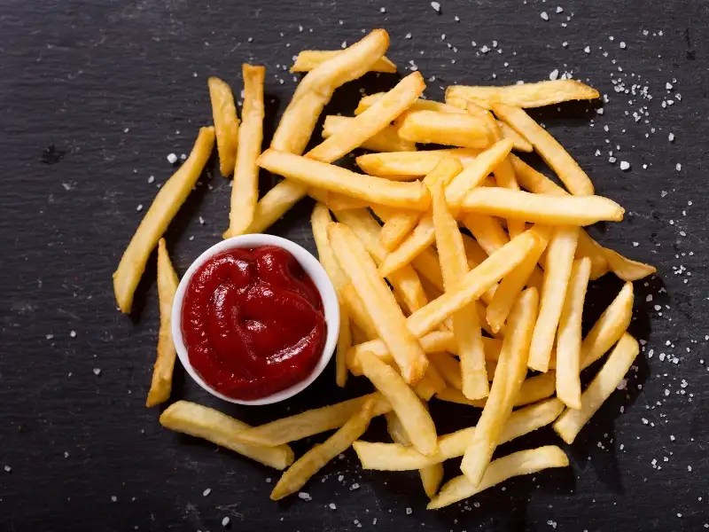 Eat only 6 french fries if you want to stay healthy, warns an expert!