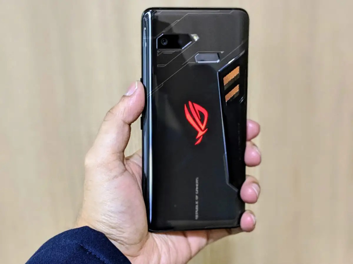 Asus ROG Phone Price in India, Full Specifications (3rd Apr 2021) at