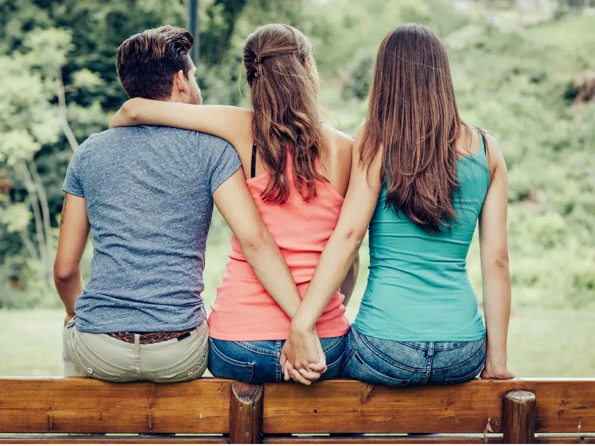 Extramarital Affairs Make Some Couples Happier, Says A Study | The Times Of India