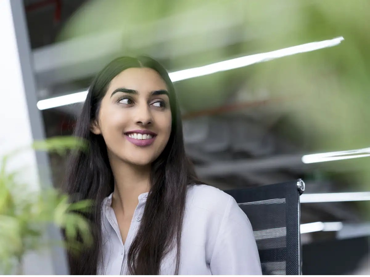 Are women happier without a husband and kids? A study says YES!