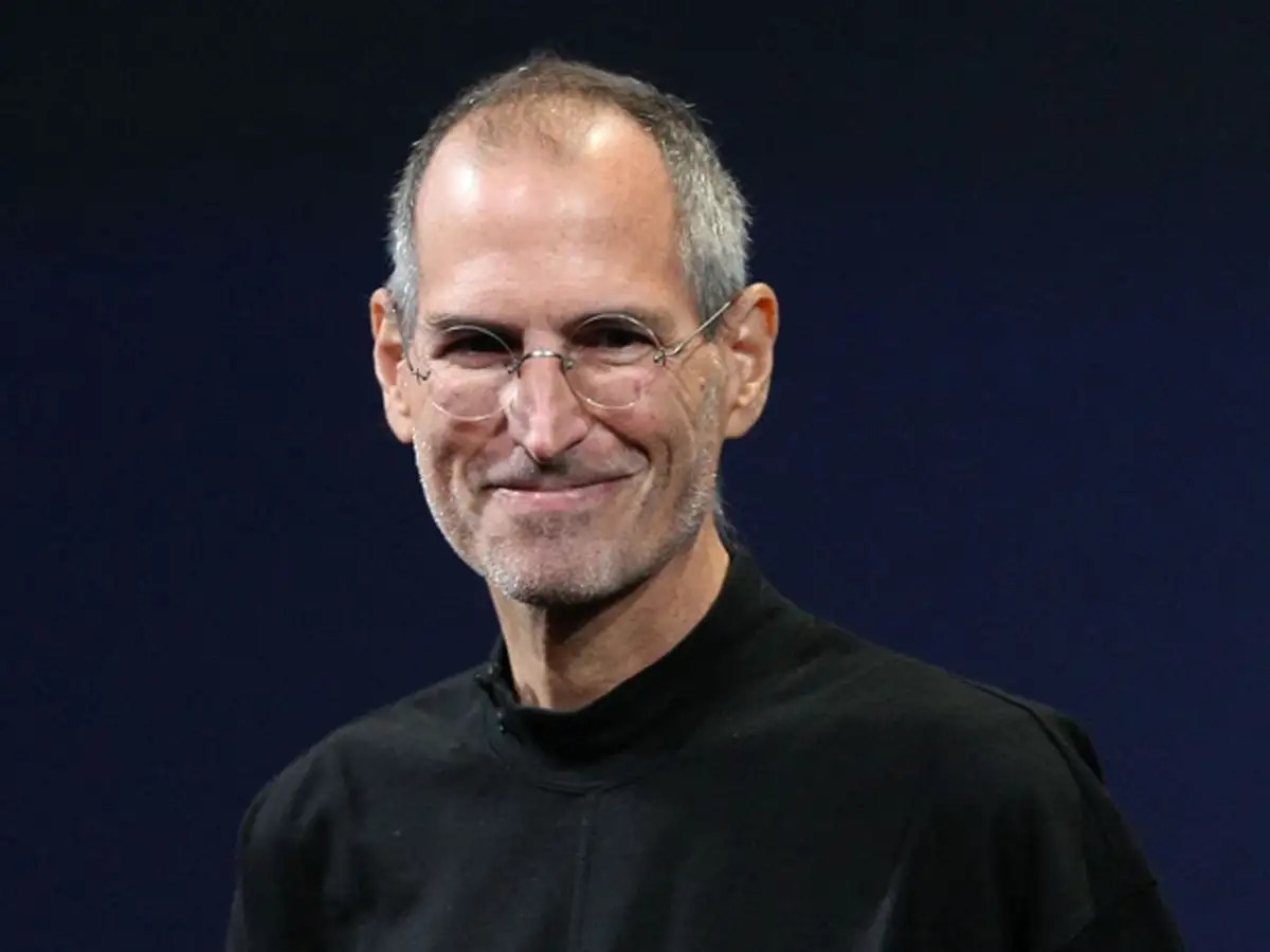 Watch Apple CEO remembers the first iPhone launch on Steve Jobs