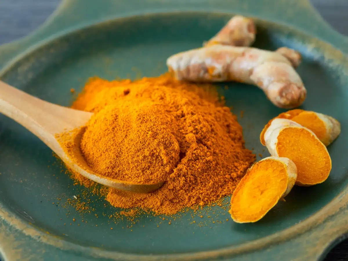 Kacchi haldi (Raw turmeric) can help boost your immunity; here is all