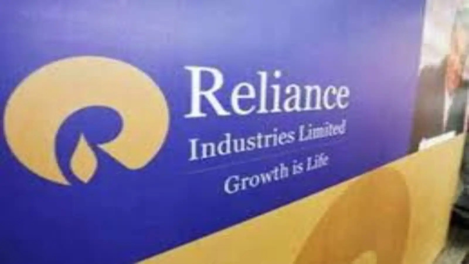 Reliance Industries in talks to buy Urban Ladder, Milkbasket to boost e