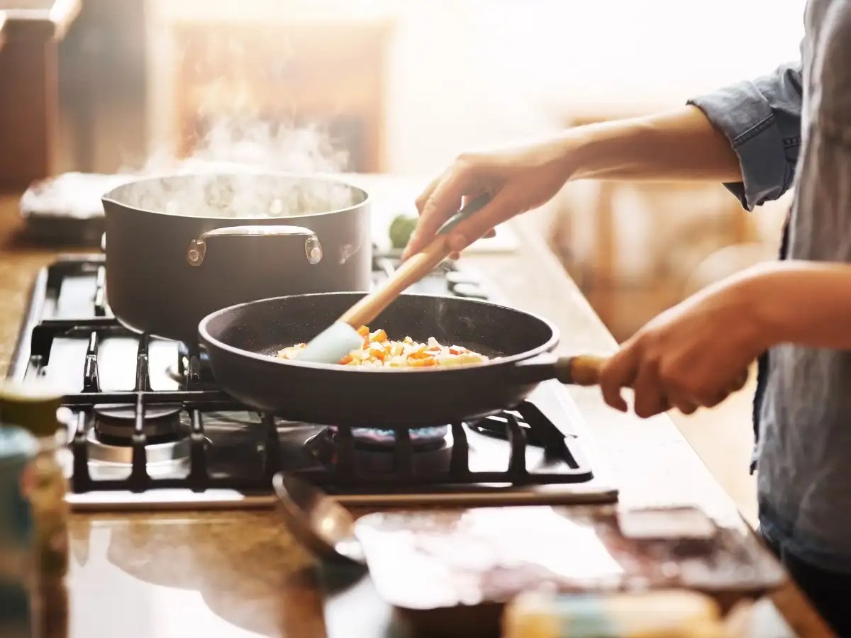 Harmful metals you must avoid for cooking food