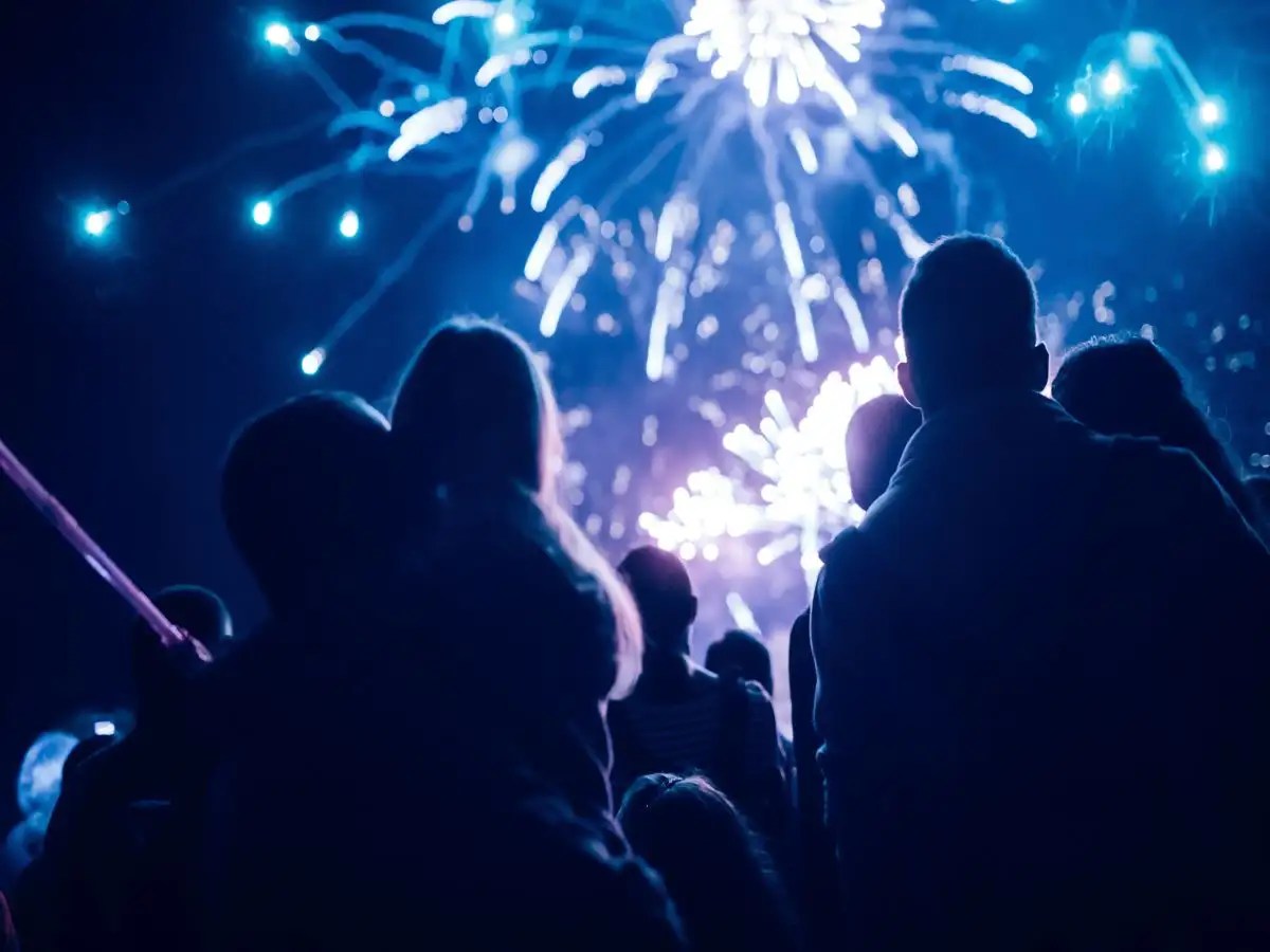 Mumbai New Years Eve 2023 Mumbai: No New Year's Eve Party After 11:30 Pm | Times Of India Travel