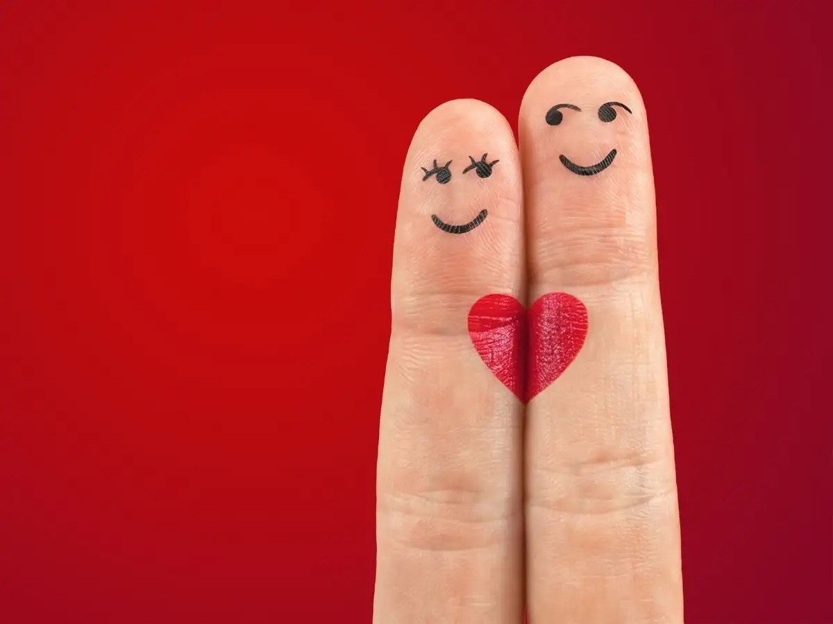 7 facts about love that will make your heart smile