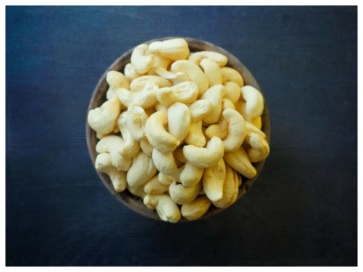 Delicious Fact Why Cashew nuts so expensive and everything about its