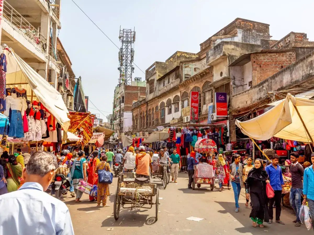 Top 10 Markets of Delhi for Shopping Spree Sam India Tour