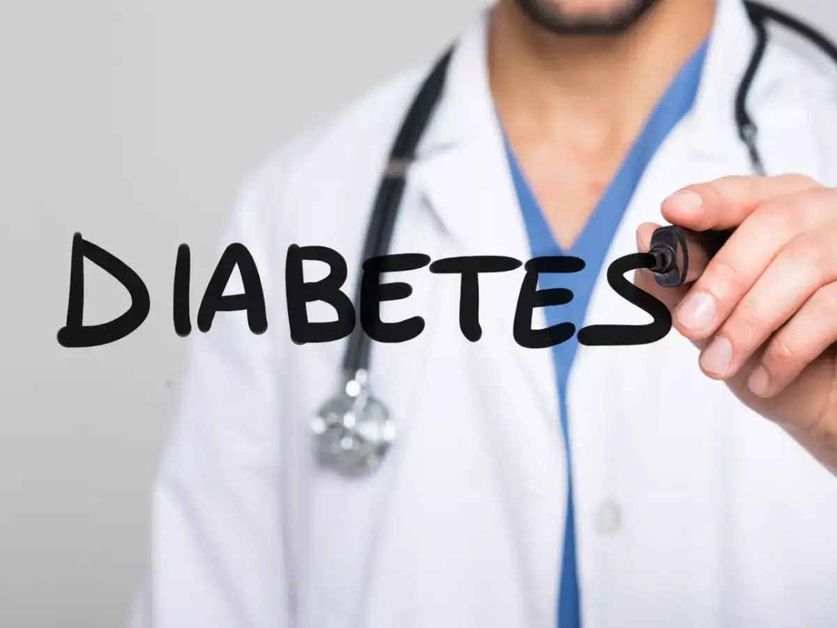 Diabetes Care Tips How diabetics should manage low blood sugar episodes