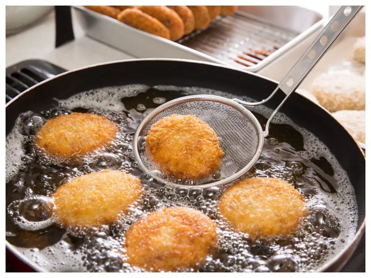 How to make healthy fried food Try these brilliant hacks to make fried food healthy