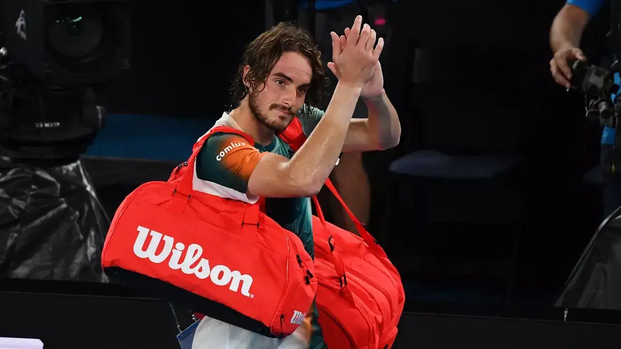 Australian Open Tsitsipas dogged by father coaching violation in semi