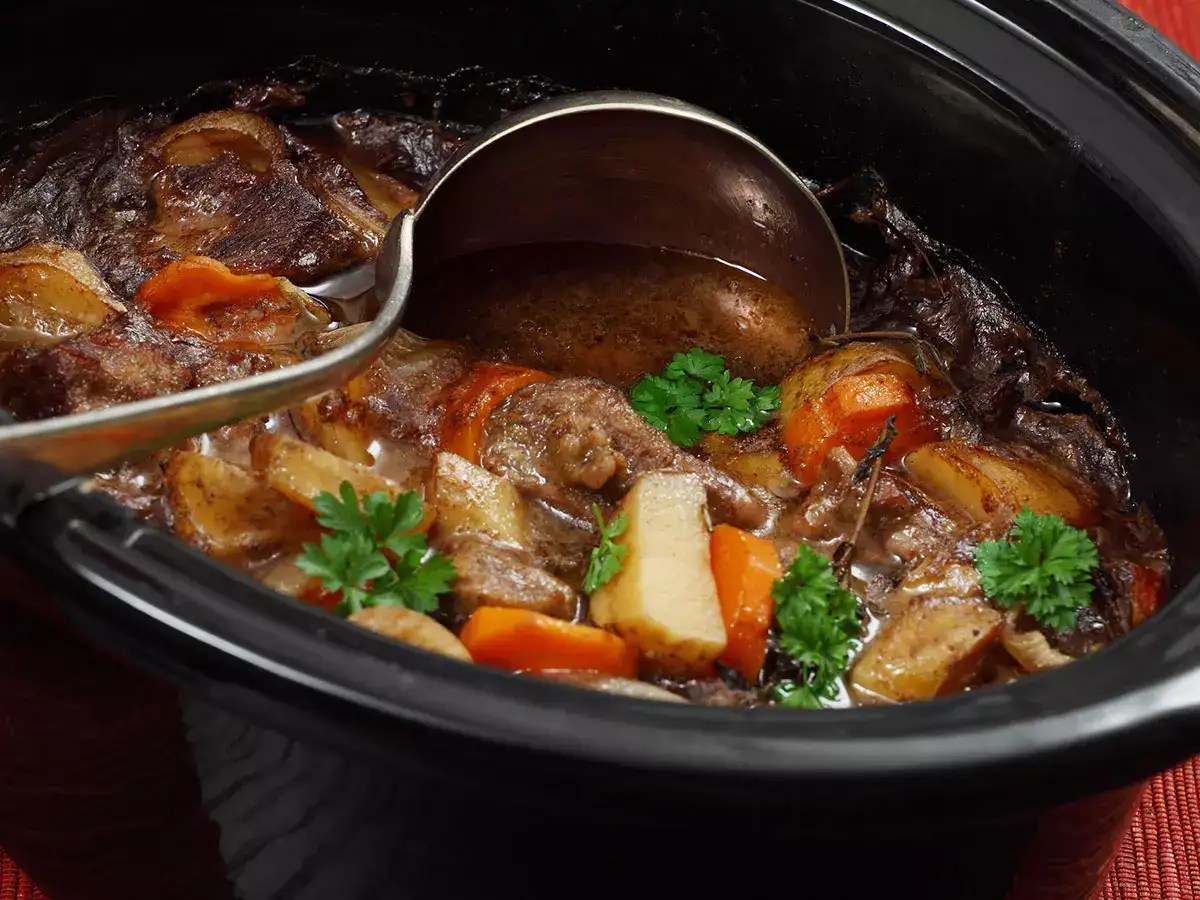 Slow cooking or Pressure cooking? Food expert explains Food & Recipes