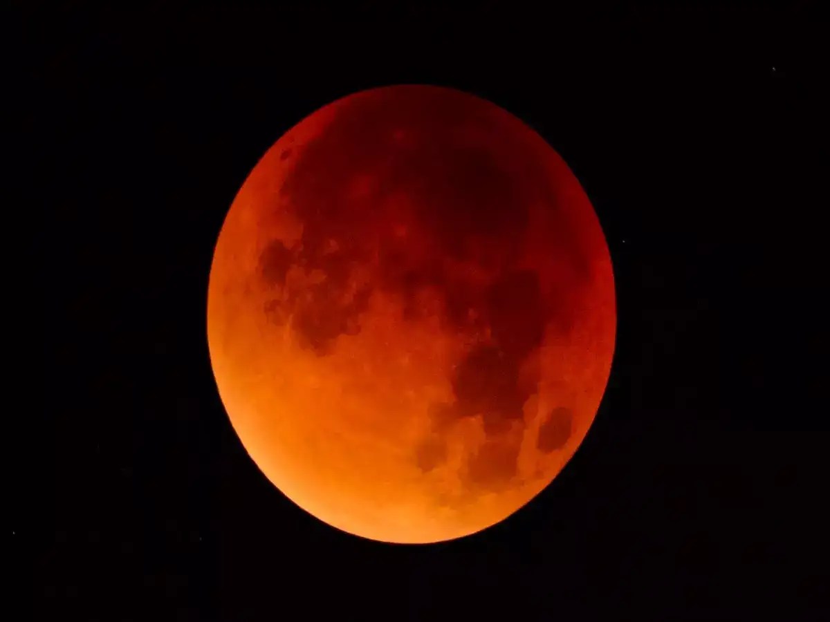 Lunar Eclipse 2022 Note these health precautions,…