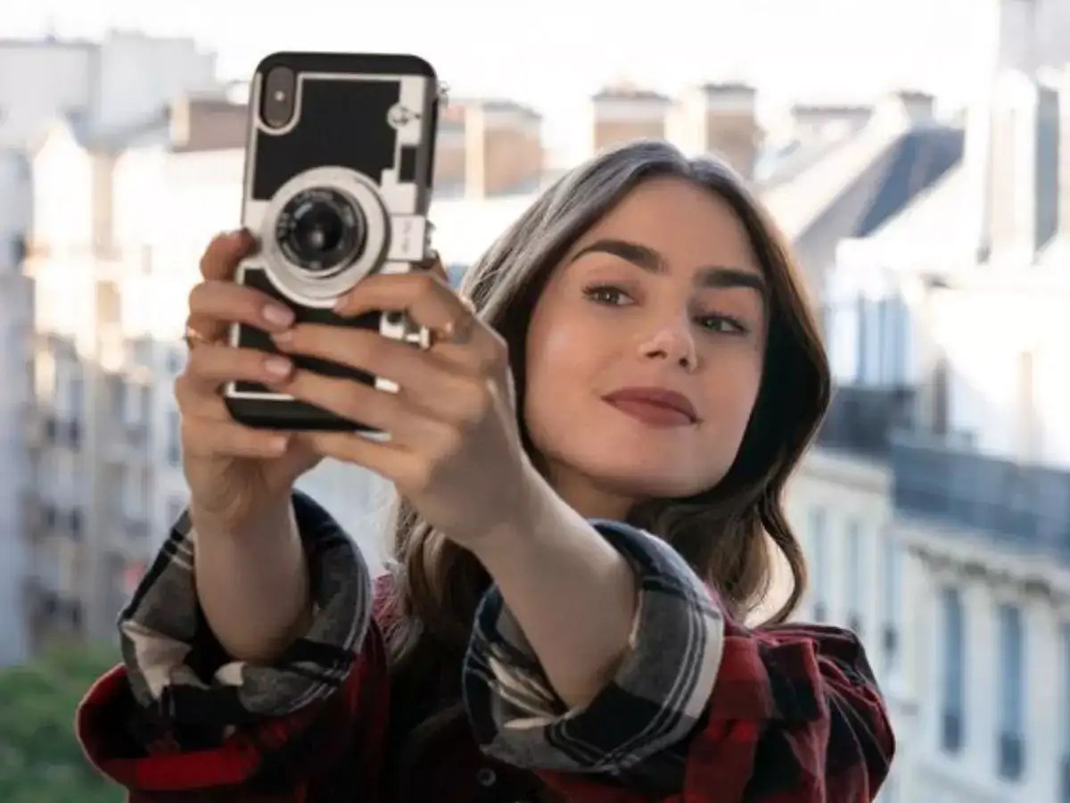 Emily in Paris 5 Reasons why French is known as the language of love