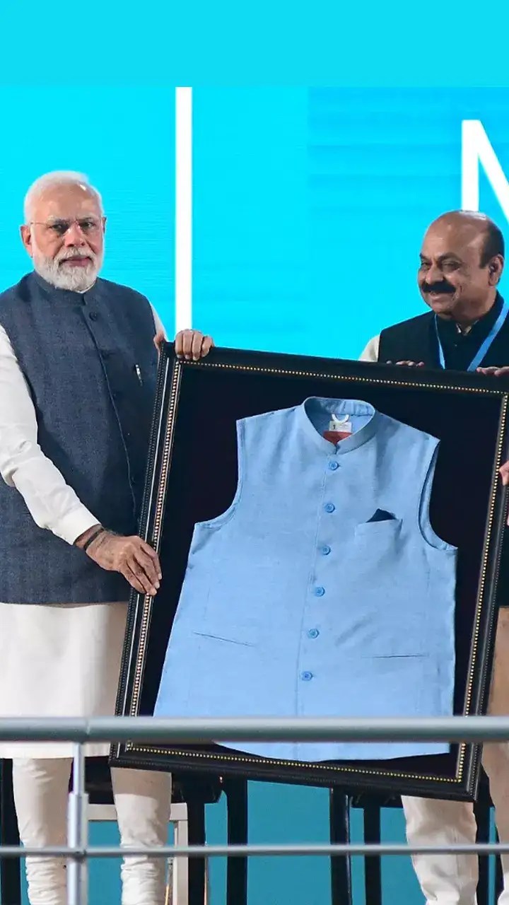 Modi'S Jacket PM Modi Jacket Narendra Modi wears jacket made of