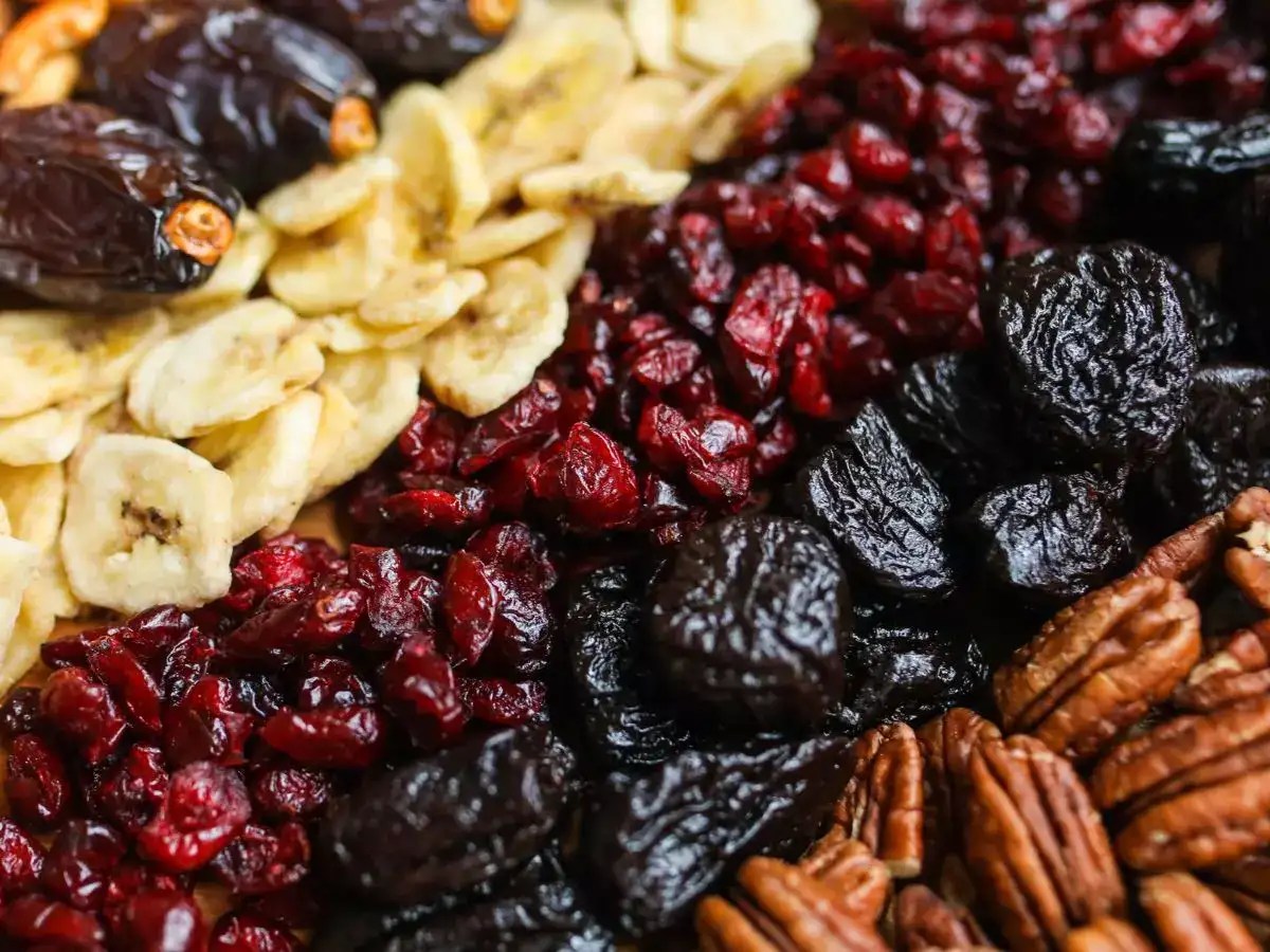 How to make your own dry fruits at home in an oven