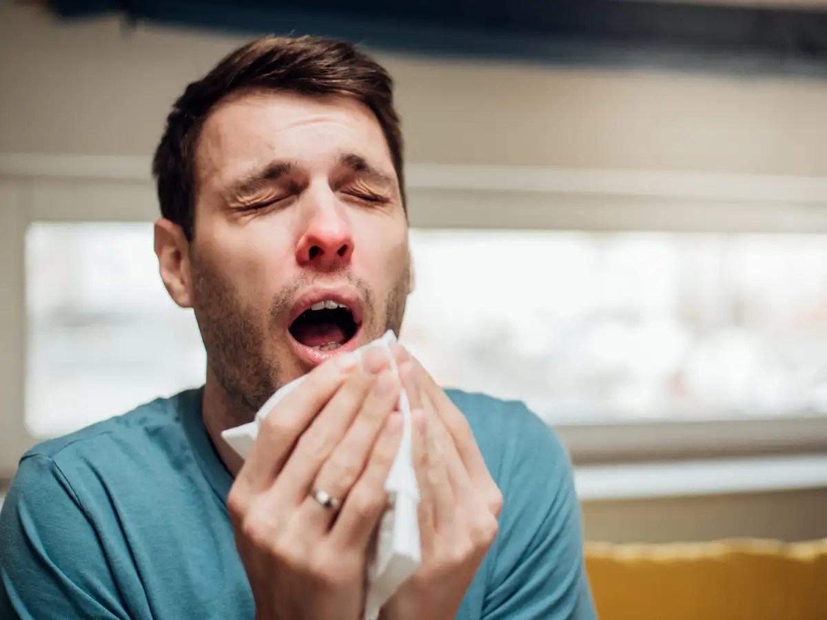 4 mistakes that are making your cold worse; do this instead