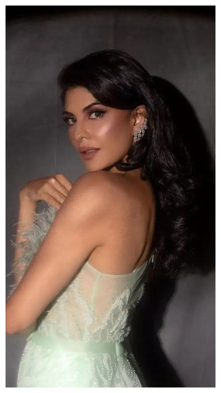 10 Pics Of Jacqueline Fernandez Oozing Oomph And…