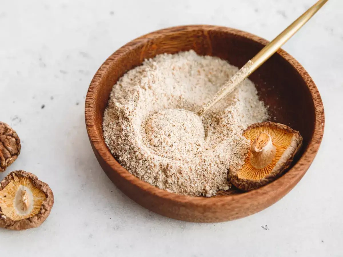 What is mushroom powder, its health benefits, and how to make it at home
