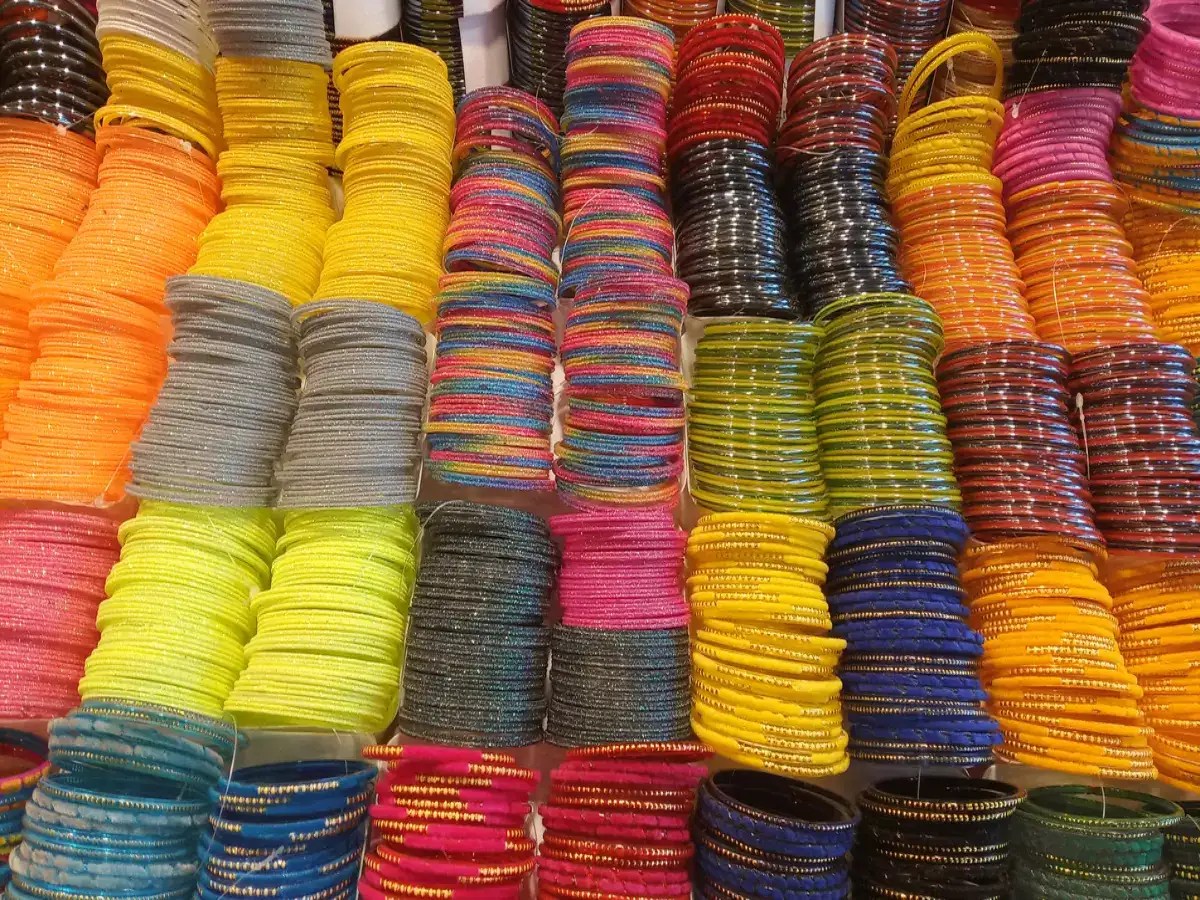 Experience the centuriesold glass making tradition of Firozabad in UP