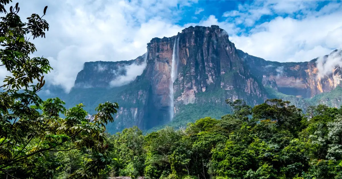World’s most dangerous waterfalls! Times of India