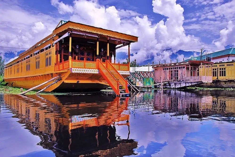 Houseboats in Srinagar Times of India Travel