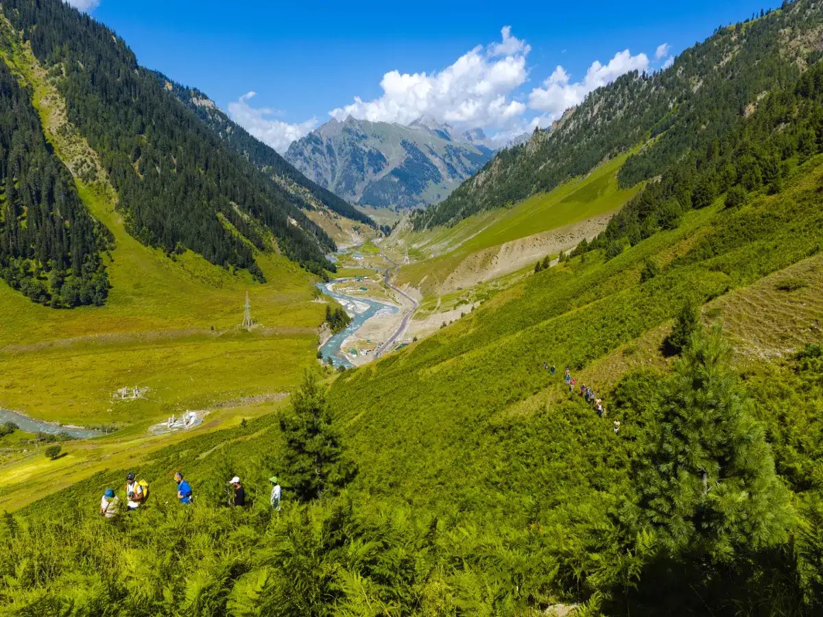 These valleys in Kashmir are breathtakingly beautiful! Times of India