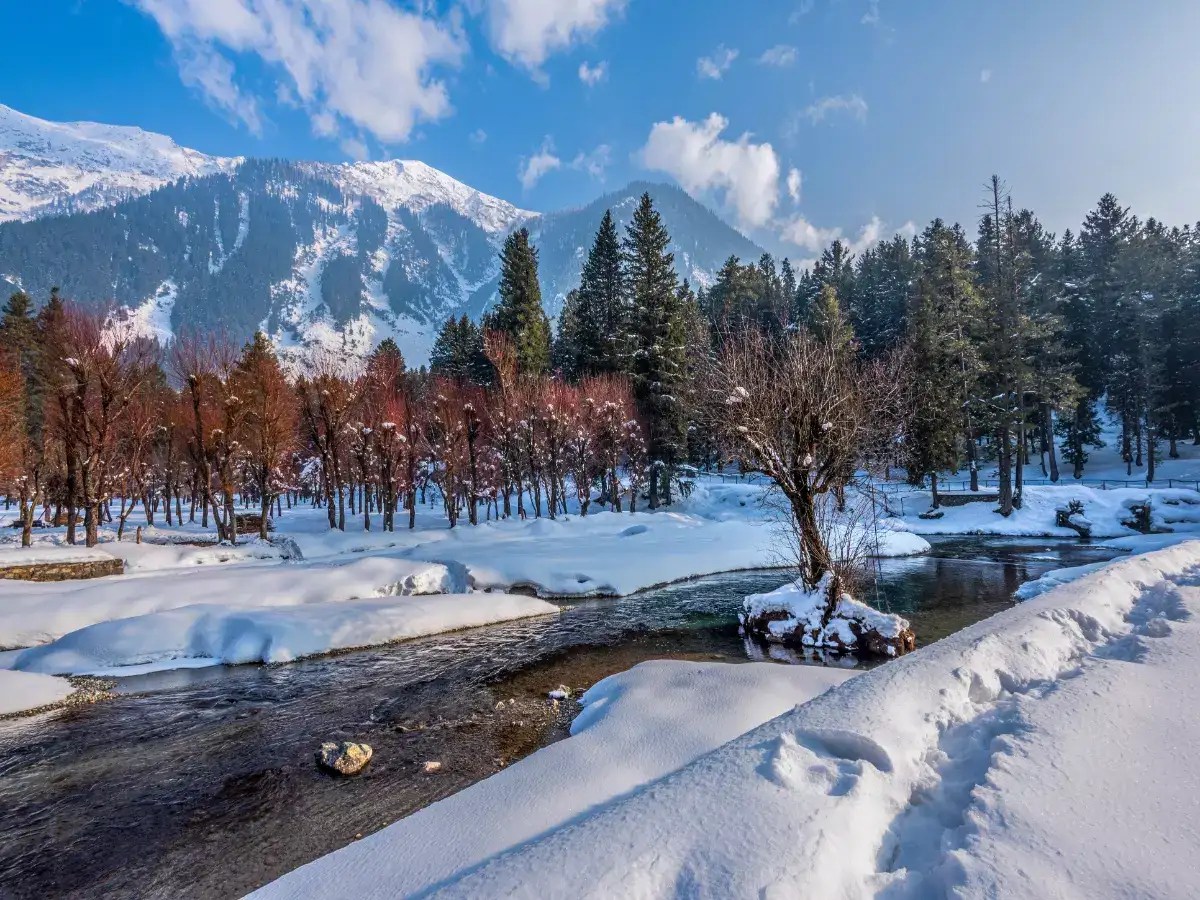 In pictures Stunning places in Kashmir one must visit this winter