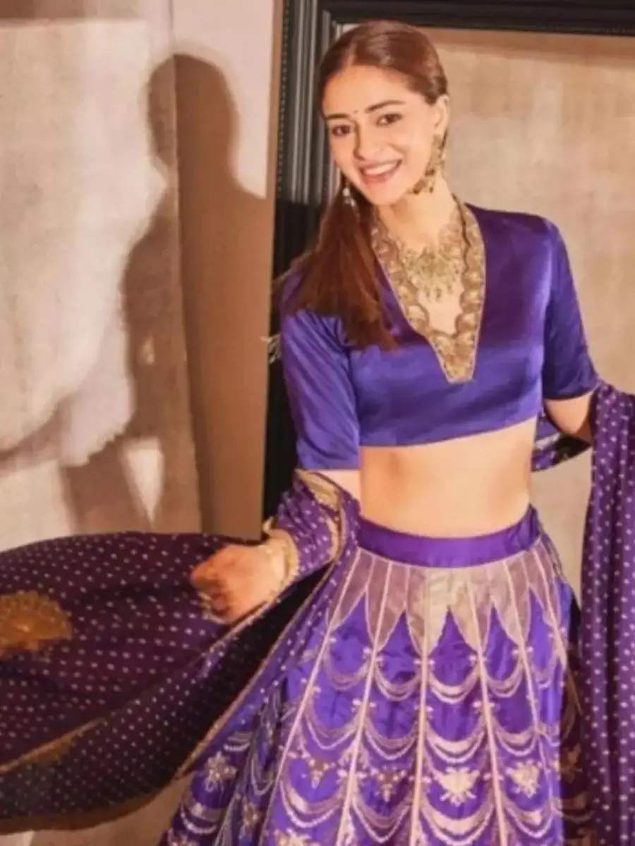 Lehenga Choli Designs In Purple Colour For Navratri Day 9 Celebrations