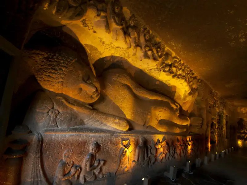 Ajanta and Ellora caves Aurangabad Get the Detail of Ajanta and
