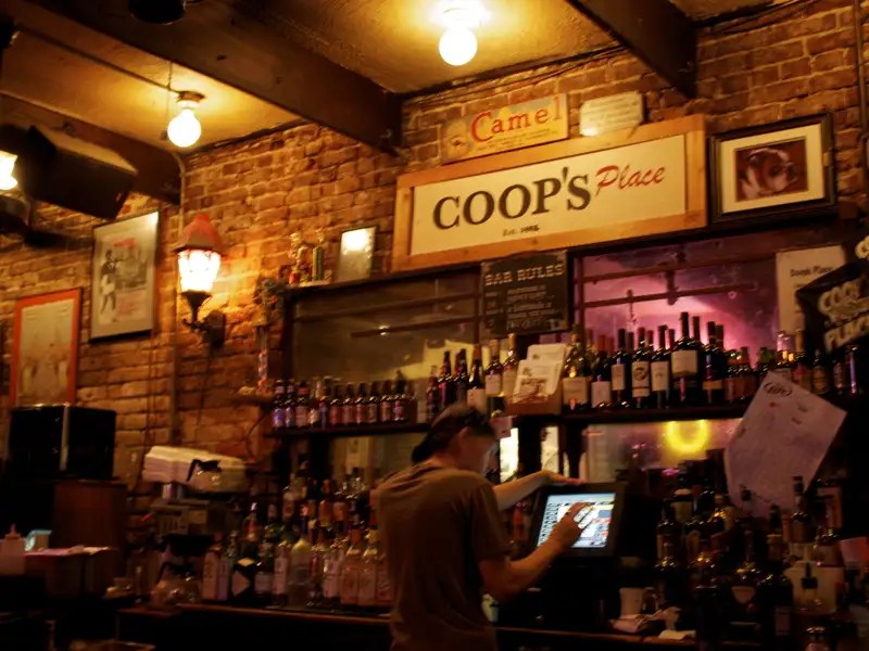 Coop's Place, New Orleans Get Coop's Place Restaurant Reviews on