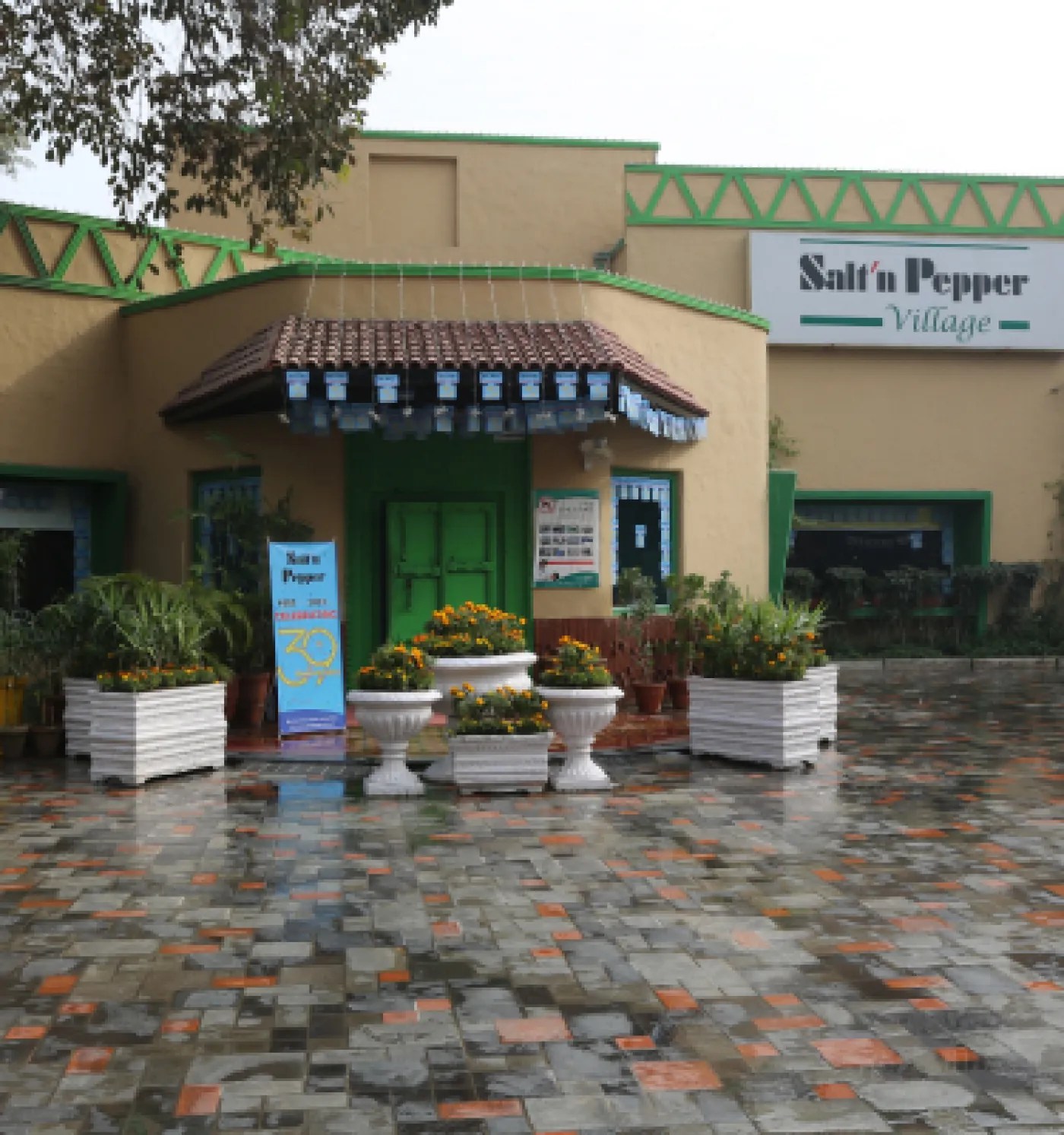 Salt n Pepper Village Lahore Homepage