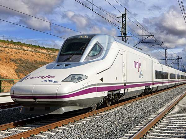 AVE Madrid Valencia desde 12,85 € Horarios y billetes Trainline