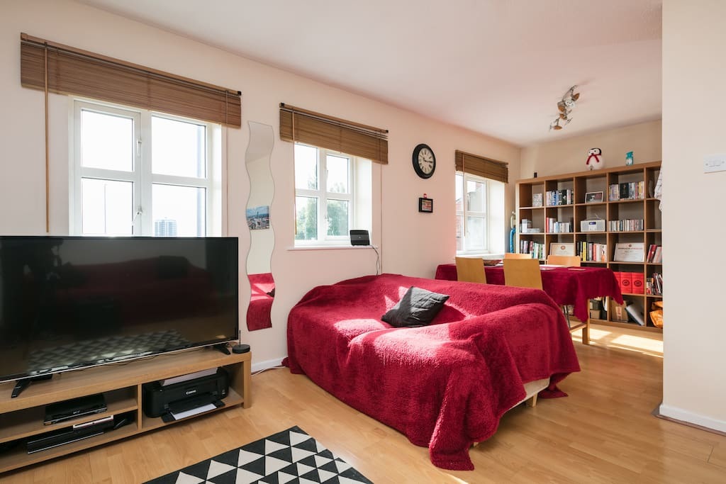 10 Best Affordable Airbnbs Under 32 USD In Manchester, Trip101