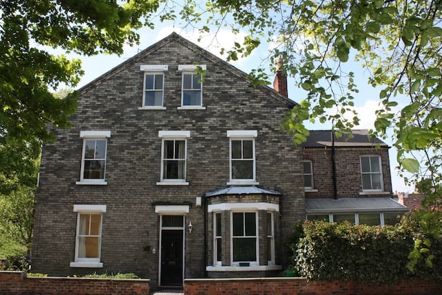 Top 13 Airbnb Vacation Rentals In York, England, UK Trip101