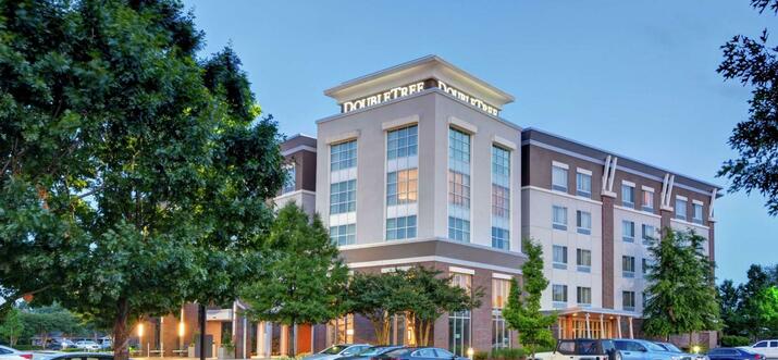 Top 10 Hotels With Pool In Baton Rouge, Louisiana Trip101