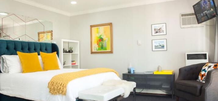 Top 10 Airbnb Vacation Rentals In Bellflower, California Trip101