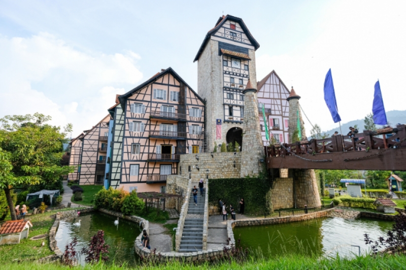 Travel Dupes Near Singapore BudgetFriendly Alternatives To Touristy