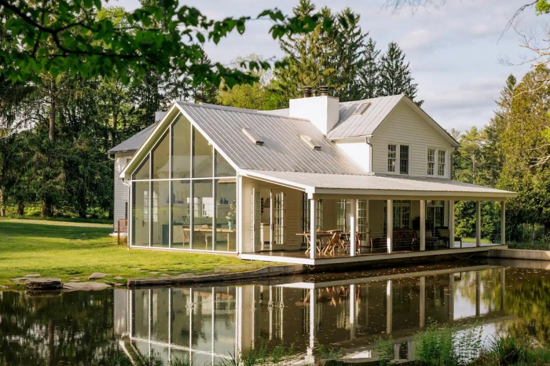 10 Upstate New York Airbnb Homes Perfect for a Weekend Escape