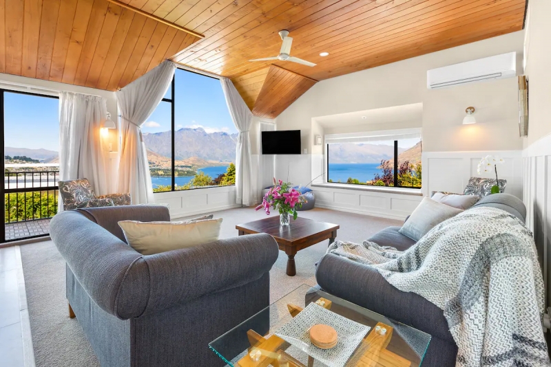 17 Breathtaking Queenstown Airbnb Homes With Spectacular Views TripZillaSTAYS