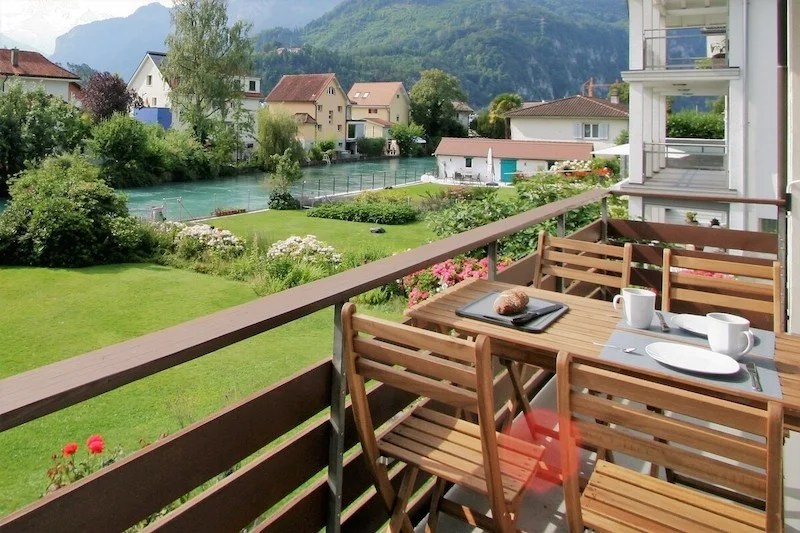 15 Switzerland Airbnb Homes With the Best Views