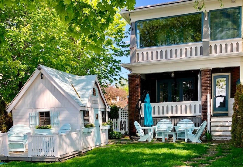 18 Best Vrbo Rentals and Airbnbs in Toronto for a Great Time in the City