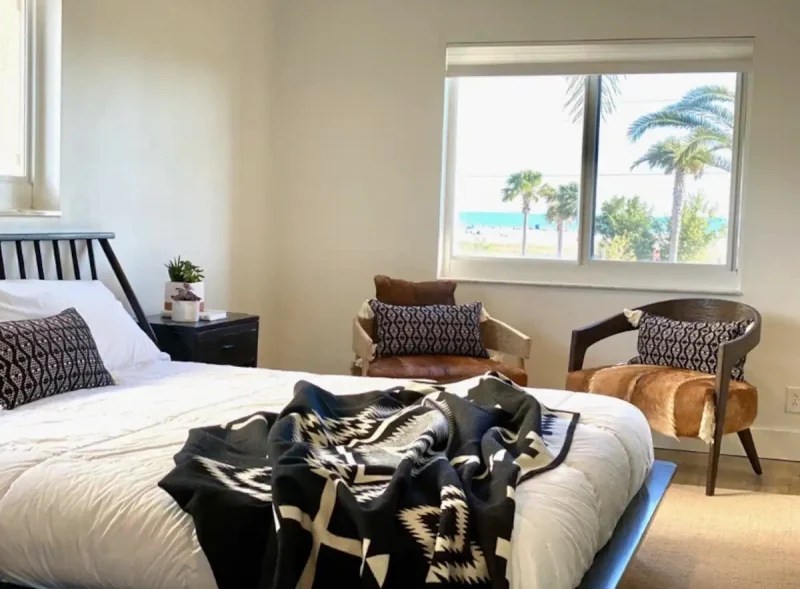 22 Best Beach House Airbnb Homes in the United States