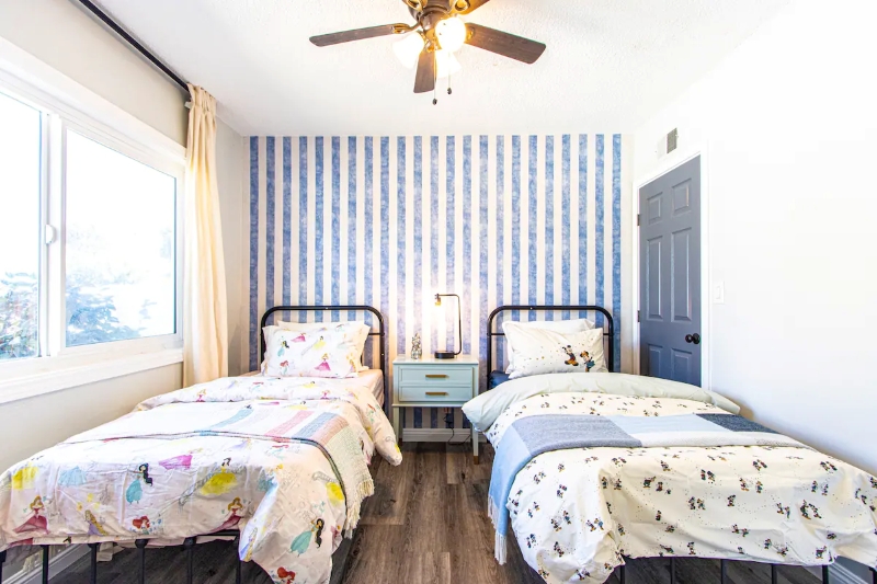 10 Prettiest Airbnb Homes Near Disneyland in Anaheim, California