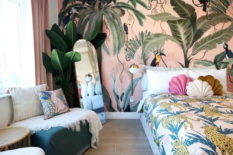 14 Best Airbnb Homes in Miami, From Beachfront Flats to Pool Villas
