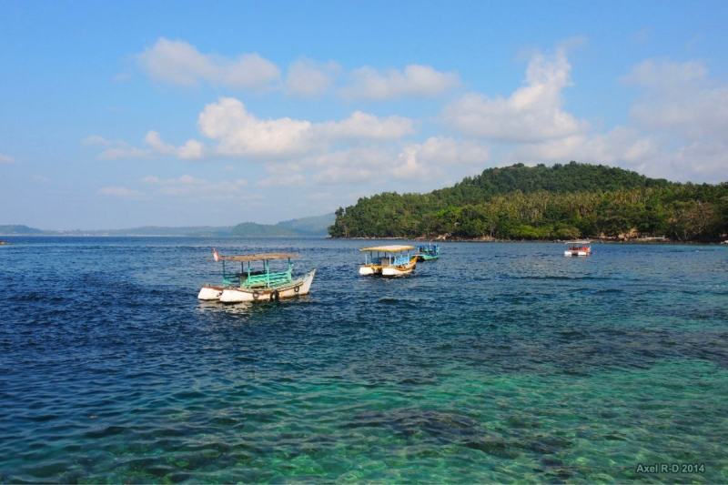 11 Indonesian Islands Near Singapore for a Short Holiday