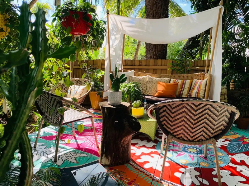 14 Best Airbnb Homes in Miami, From Beachfront Flats to Pool Villas