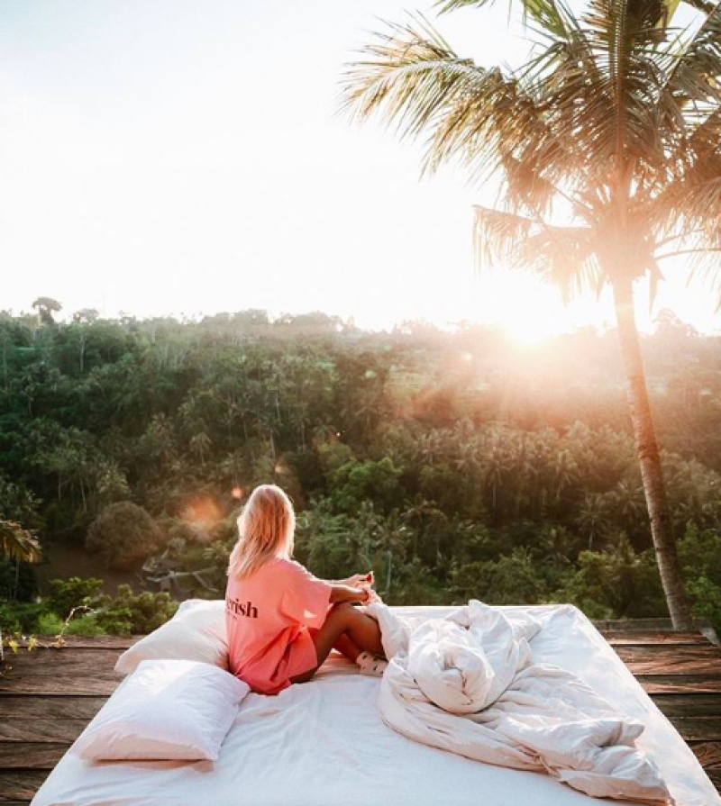 10 Famous Female IG Travellers You Should Follow